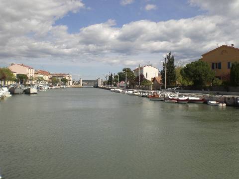 Frontignan, le canal